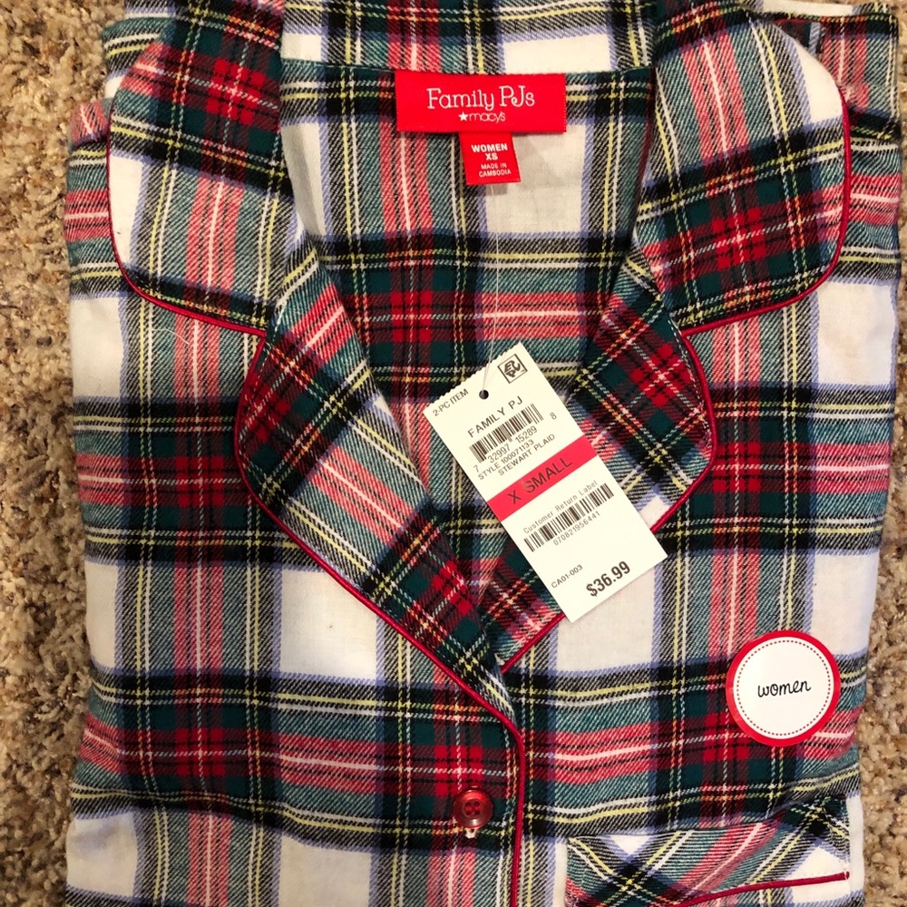 Macy’s Family PJs Women’s XS